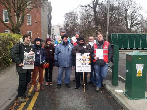 Socialist Students members join pickets at Leeds Uni